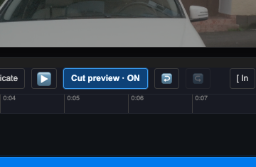 Timeline toolbar — Cut preview ON blue button next to play